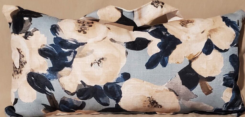 The Bloom Carry Pillow