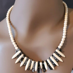 The Howlite Necklace