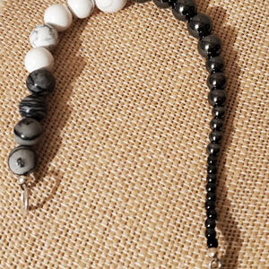 Howlite and Hematite bracelet