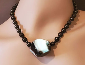 The Agate Stone Necklace
