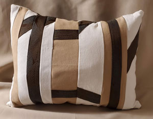 The Detail Pillow